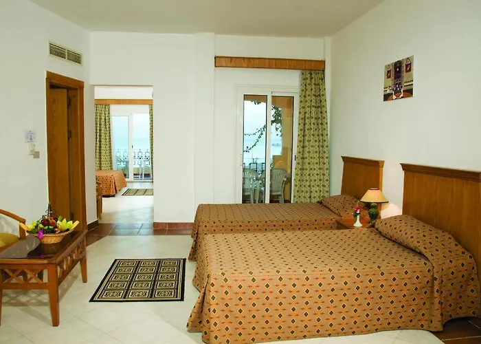 Blue Reef Red Sea Resort