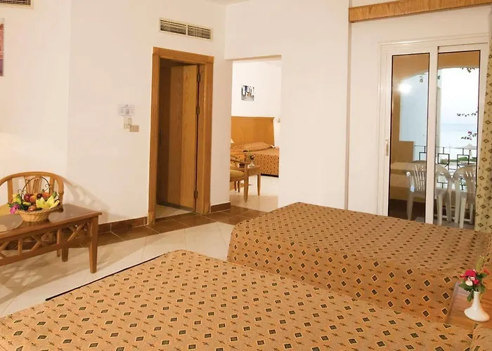 Blue Reef Red Sea 4*