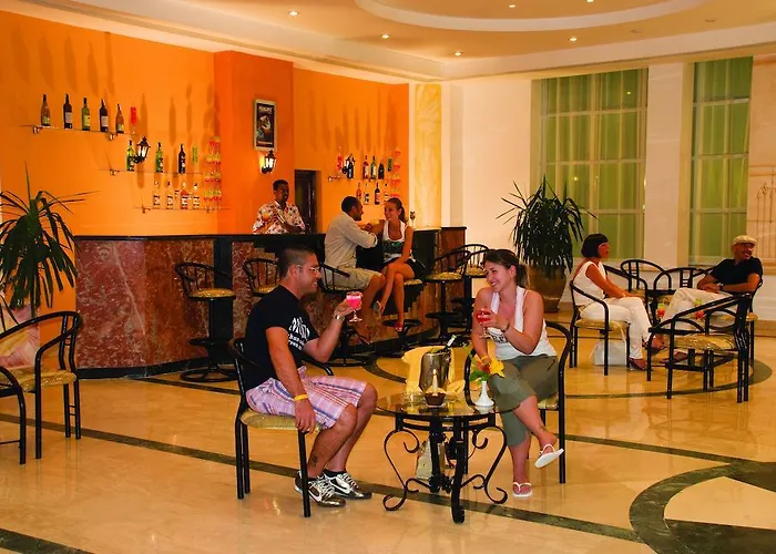Blue Reef Red Sea Resort 4*